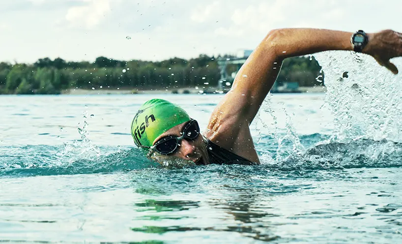 水泳選手の高解像度画像_ハイスピードカメラで撮影